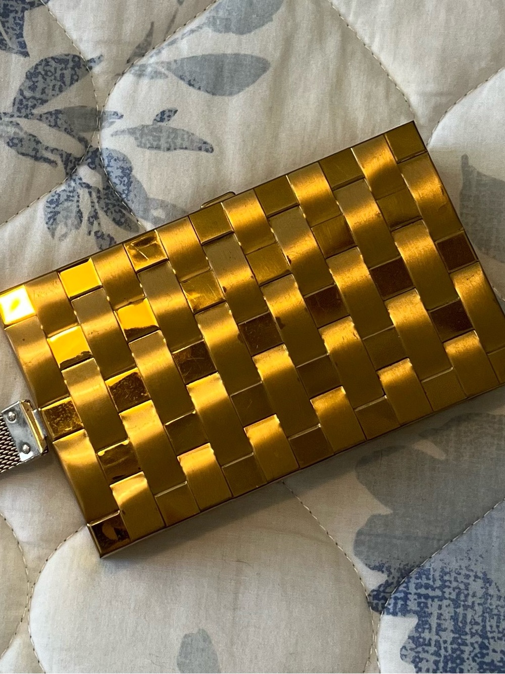 Vintage Gold Woven Metallic Clutch - Women's Evening Bag